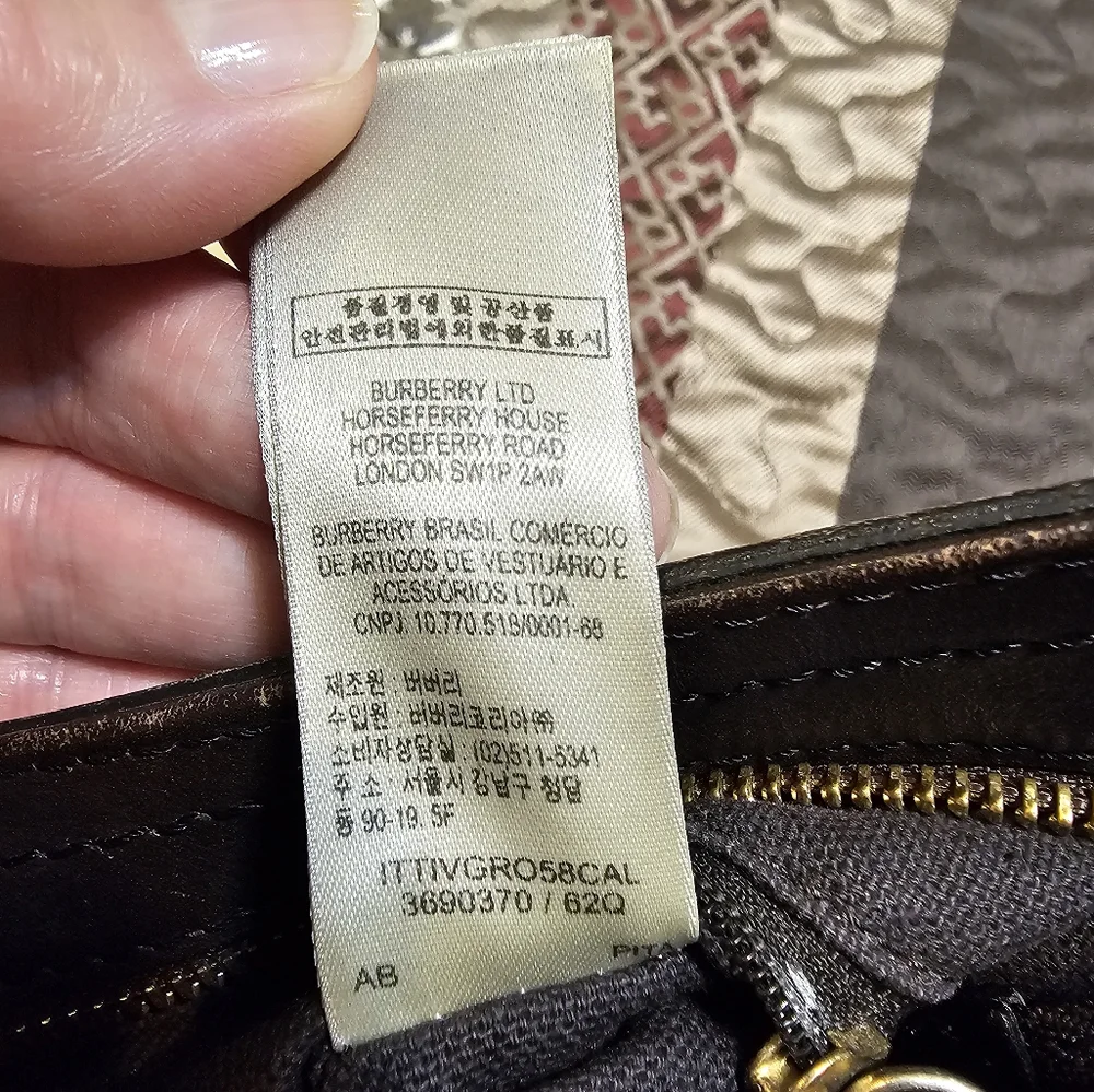 Burberry Black and Tan Crossbody Bag - Picture 7 of 9